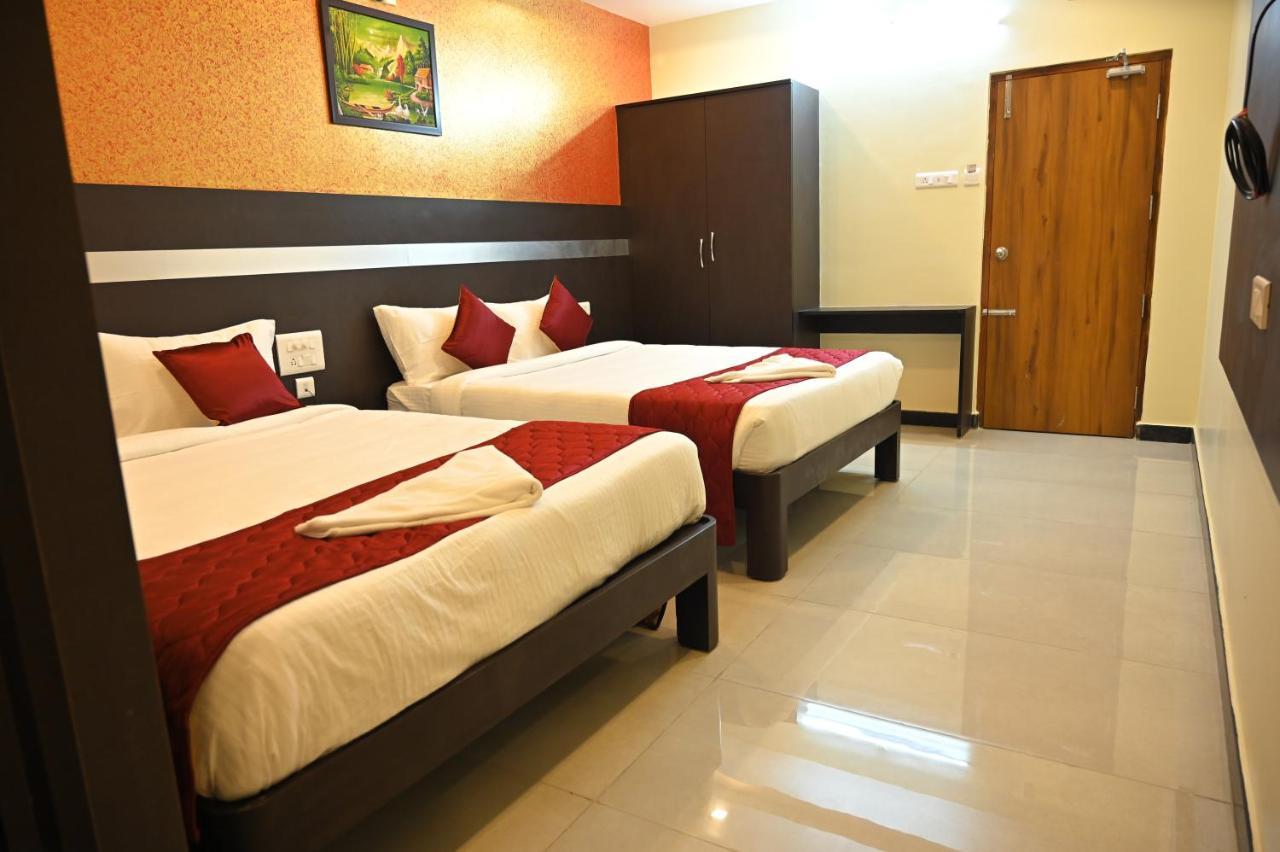 Hotel Treebo Sripadha Residency Alipiri Road Tirupati Exterior foto